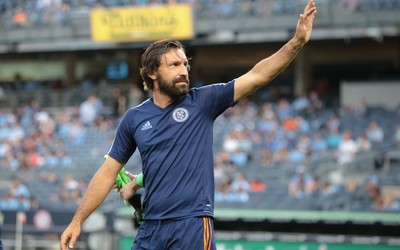 熊猫体育-伊萨克头球摆渡助攻队友