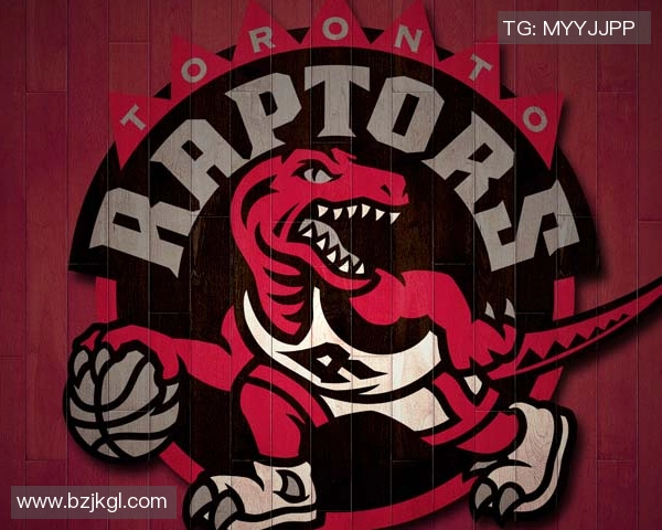 金球先生参加公益植树活动