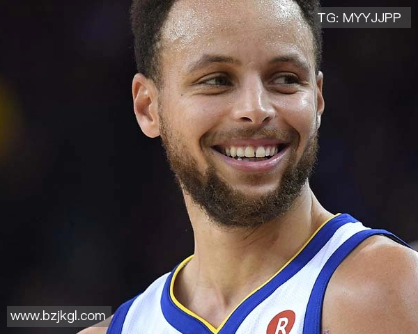 克瓦拉茨赫利亚助攻帽子戏法